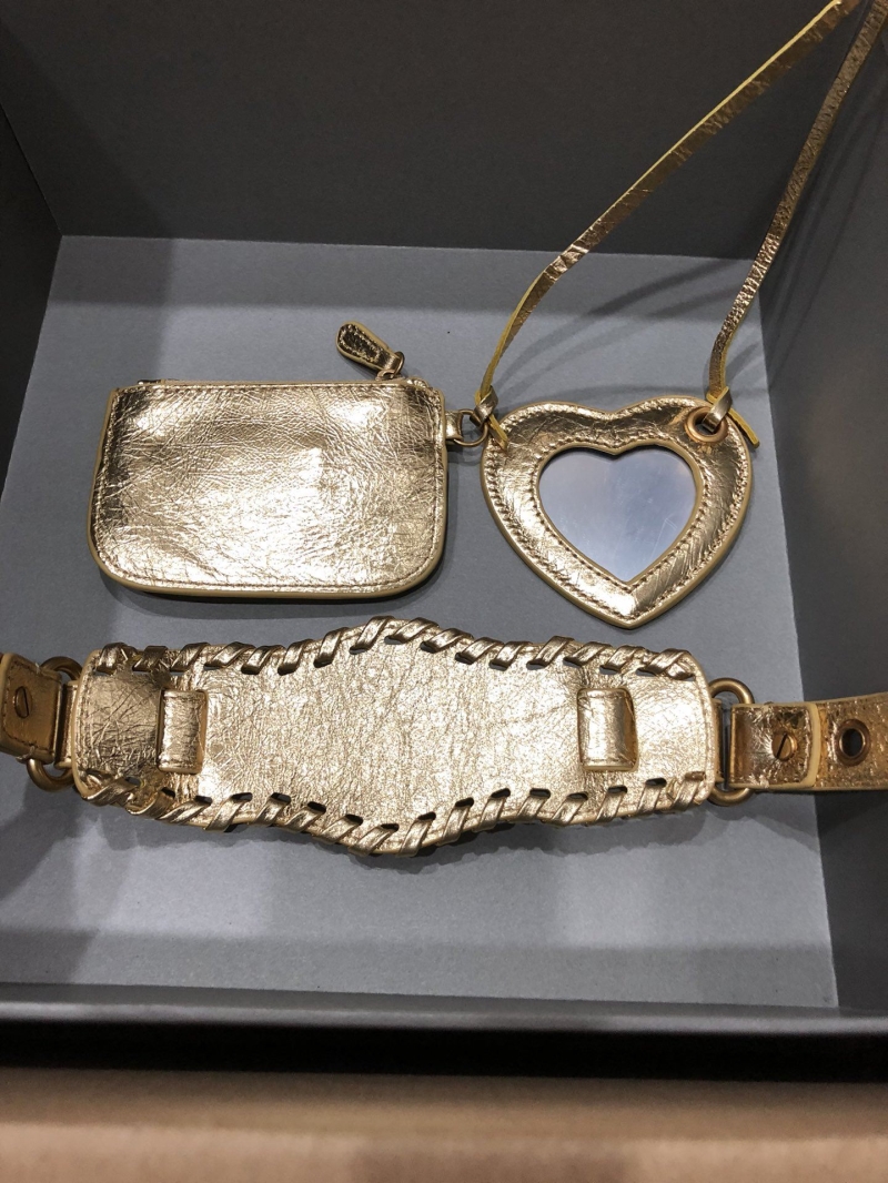 Ba1en*iaga le cagole bags